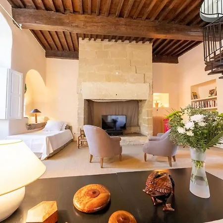 Monte Arena D'hotes 4* Montaren-et-Saint-Médiers