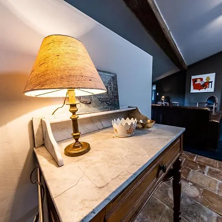 Monte Arena D'hotes Bed & Breakfast 4*