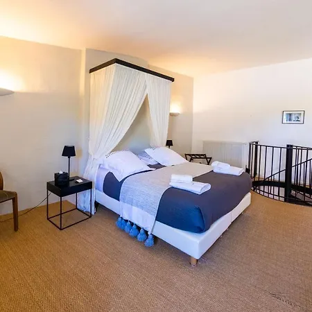 فندق مبيت وإفطار Monte Arena D'hotes 4*